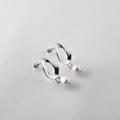 Pearl Drop Earring Silver