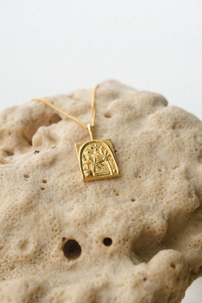 Oasis Pendant Gold